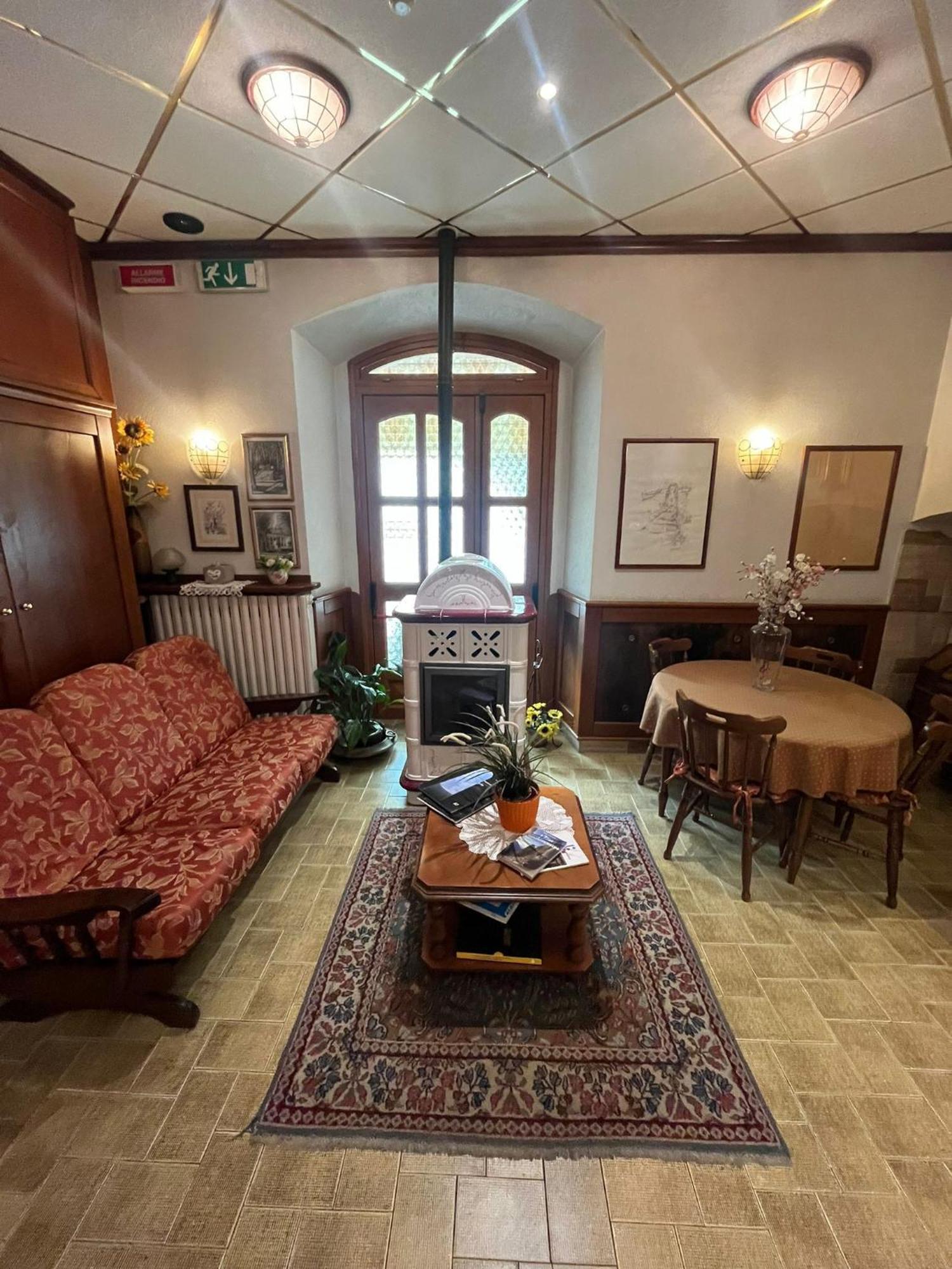 Hotel Cercone การามานิโก แตร์เม ภายนอก รูปภาพ